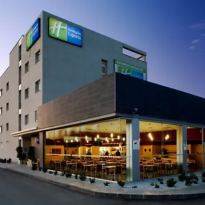 3* Szálloda Express Airport By Ihg